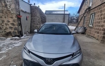 Toyota Camry, 2020 год, 2 500 000 рублей, 1 фотография