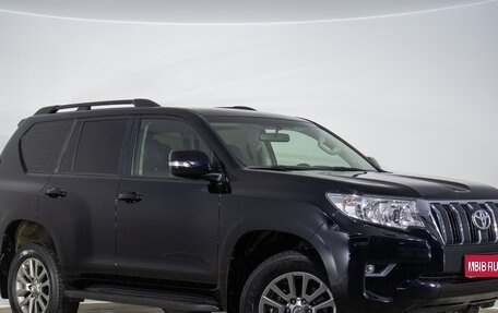 Toyota Land Cruiser Prado 150 рестайлинг 2, 2021 год, 5 999 000 рублей, 1 фотография