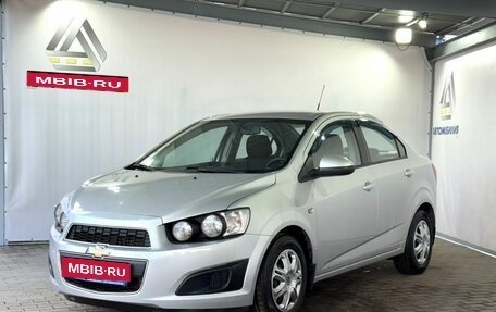 Chevrolet Aveo III, 2013 год, 949 000 рублей, 1 фотография