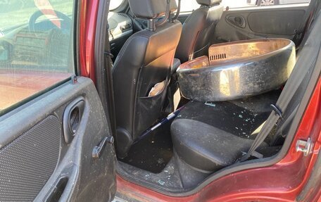 Chevrolet Niva I рестайлинг, 2015 год, 532 000 рублей, 2 фотография