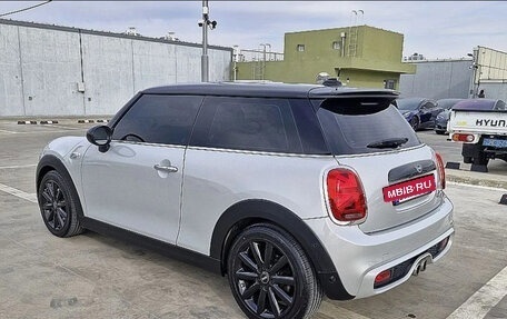 MINI Hatch, 2018 год, 1 150 333 рублей, 4 фотография