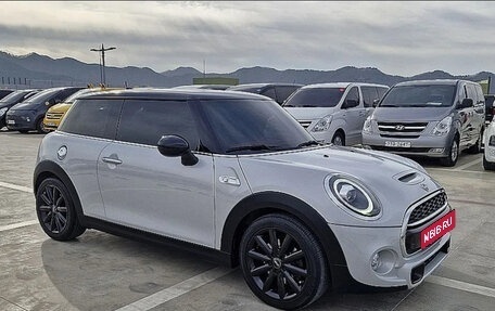 MINI Hatch, 2018 год, 1 150 333 рублей, 3 фотография