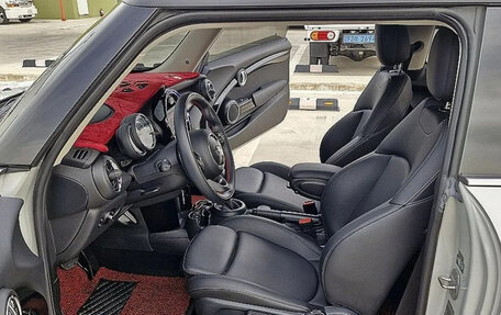 MINI Hatch, 2018 год, 1 150 333 рублей, 5 фотография