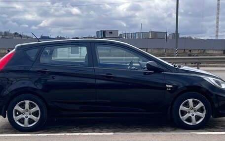 Hyundai Solaris II рестайлинг, 2012 год, 750 000 рублей, 4 фотография