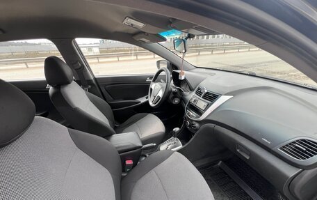 Hyundai Solaris II рестайлинг, 2012 год, 750 000 рублей, 13 фотография