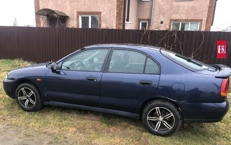 Mitsubishi Carisma I, 1995 год, 240 000 рублей, 3 фотография