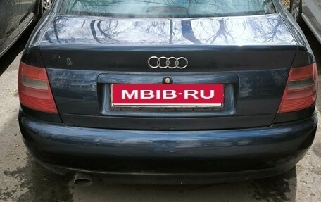 Audi A4, 1998 год, 300 000 рублей, 5 фотография