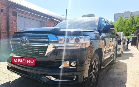 Toyota Land Cruiser 200, 2013 год, 4 450 000 рублей, 9 фотография