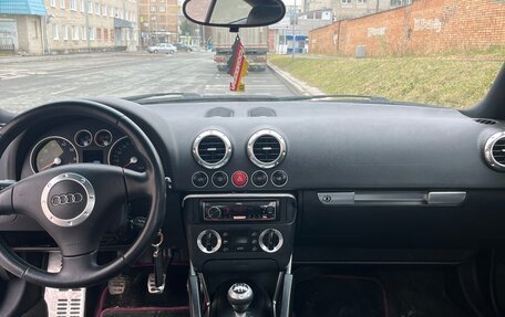 Audi TT, 2001 год, 800 000 рублей, 13 фотография