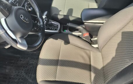 KIA Rio IV, 2018 год, 1 298 000 рублей, 7 фотография