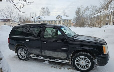 Cadillac Escalade II, 2002 год, 1 200 000 рублей, 4 фотография