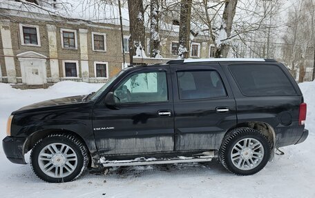 Cadillac Escalade II, 2002 год, 1 200 000 рублей, 6 фотография