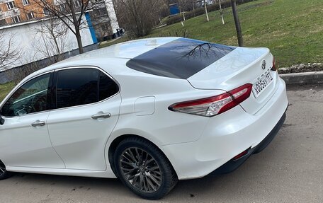 Toyota Camry, 2019 год, 2 800 000 рублей, 3 фотография