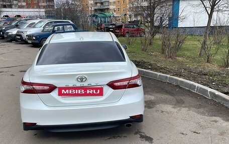 Toyota Camry, 2019 год, 2 800 000 рублей, 2 фотография