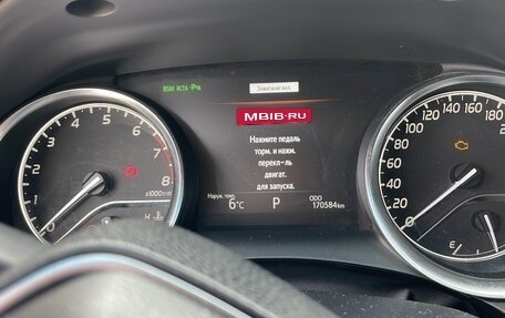 Toyota Camry, 2019 год, 2 800 000 рублей, 6 фотография