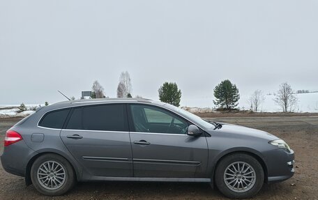 Renault Laguna III рестайлинг, 2011 год, 850 000 рублей, 3 фотография