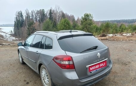 Renault Laguna III рестайлинг, 2011 год, 850 000 рублей, 6 фотография