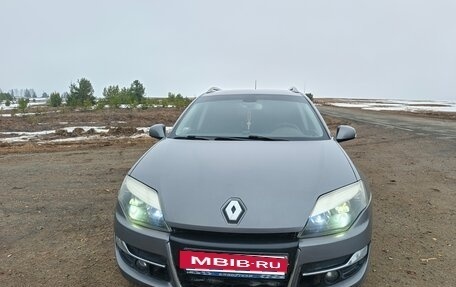 Renault Laguna III рестайлинг, 2011 год, 850 000 рублей, 1 фотография