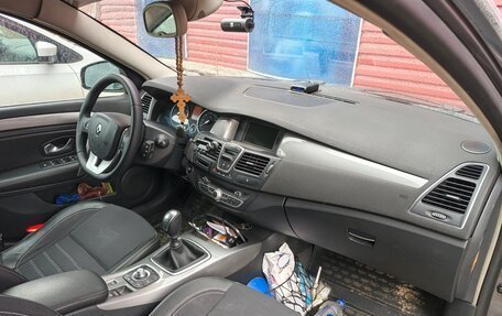 Renault Laguna III рестайлинг, 2011 год, 850 000 рублей, 11 фотография