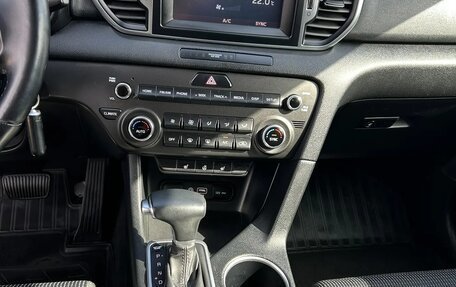 KIA Sportage IV рестайлинг, 2018 год, 1 919 000 рублей, 7 фотография