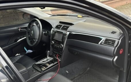 Toyota Camry, 2012 год, 1 900 000 рублей, 6 фотография