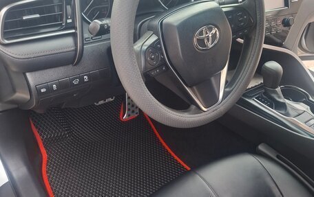 Toyota Camry, 2020 год, 2 500 000 рублей, 12 фотография