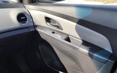 Chevrolet Cruze II, 2011 год, 630 000 рублей, 20 фотография