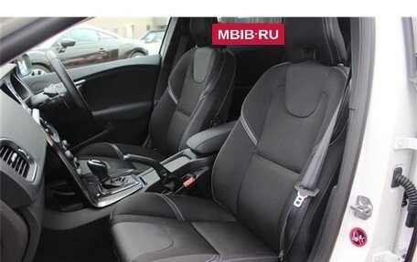 Volvo V40 II рестайлинг, 2017 год, 1 300 000 рублей, 15 фотография