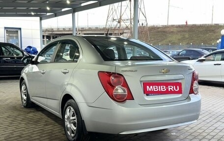 Chevrolet Aveo III, 2013 год, 949 000 рублей, 3 фотография