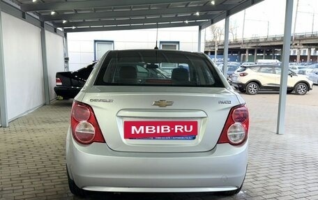 Chevrolet Aveo III, 2013 год, 949 000 рублей, 4 фотография