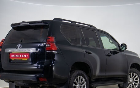 Toyota Land Cruiser Prado 150 рестайлинг 2, 2021 год, 5 999 000 рублей, 5 фотография