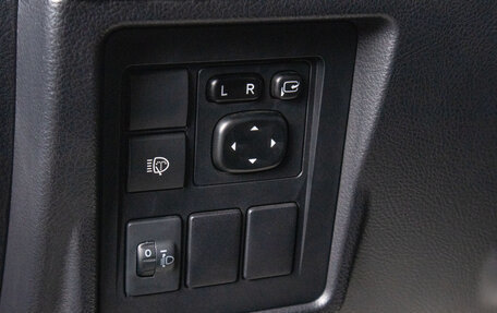 Toyota Land Cruiser Prado 150 рестайлинг 2, 2021 год, 5 999 000 рублей, 13 фотография