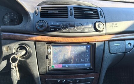 Mercedes-Benz E-Класс, 2002 год, 450 000 рублей, 9 фотография