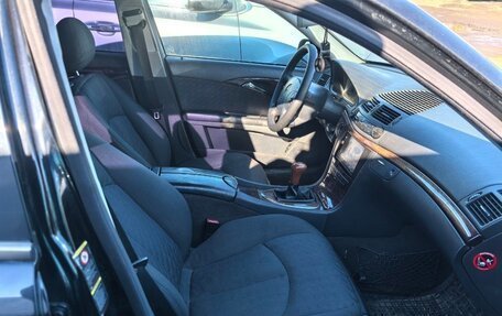 Mercedes-Benz E-Класс, 2002 год, 450 000 рублей, 11 фотография