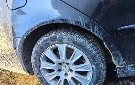 Mercedes-Benz E-Класс, 2002 год, 450 000 рублей, 14 фотография