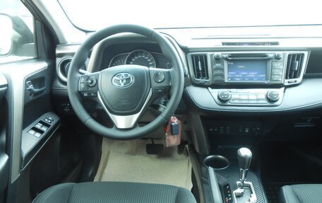 Toyota RAV4, 2015 год, 1 980 000 рублей, 11 фотография