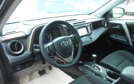 Toyota RAV4, 2015 год, 1 980 000 рублей, 9 фотография