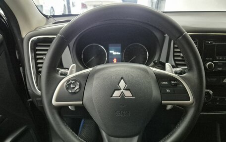 Mitsubishi Outlander III рестайлинг 3, 2013 год, 1 296 000 рублей, 18 фотография
