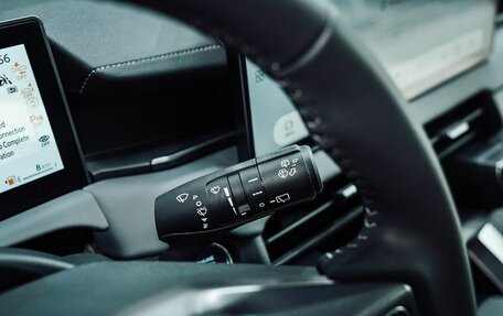 Toyota RAV4, 2025 год, 5 300 000 рублей, 25 фотография