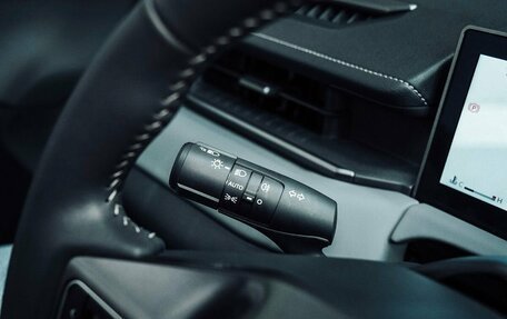 Toyota RAV4, 2026 год, 5 300 000 рублей, 26 фотография