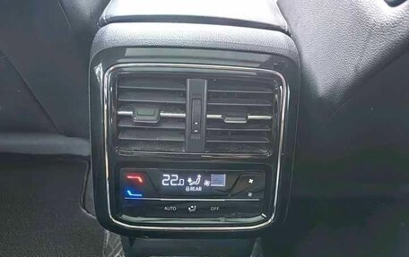 Volkswagen Passat B8 рестайлинг, 2022 год, 1 600 002 рублей, 13 фотография