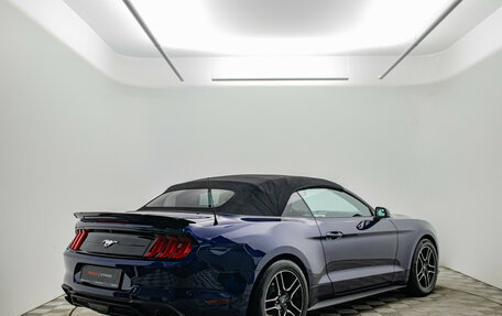 Ford Mustang VI рестайлинг, 2020 год, 3 800 000 рублей, 5 фотография