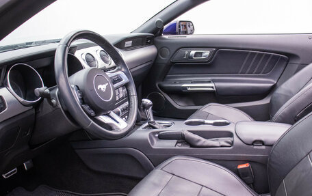 Ford Mustang VI рестайлинг, 2020 год, 3 800 000 рублей, 13 фотография