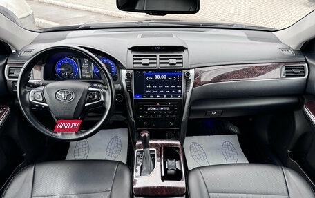 Toyota Camry, 2017 год, 2 120 000 рублей, 16 фотография