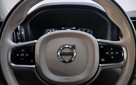 Volvo XC60 II, 2020 год, 3 750 000 рублей, 24 фотография