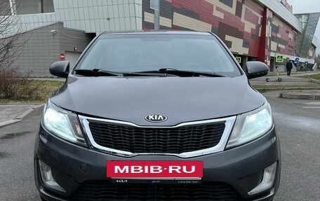 KIA Rio III рестайлинг, 2015 год, 385 000 рублей, 3 фотография
