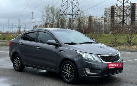 KIA Rio III рестайлинг, 2015 год, 385 000 рублей, 5 фотография