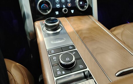 Land Rover Range Rover IV рестайлинг, 2019 год, 6 690 000 рублей, 17 фотография