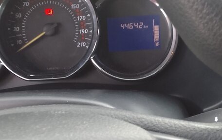 Renault Sandero II рестайлинг, 2018 год, 1 200 000 рублей, 14 фотография