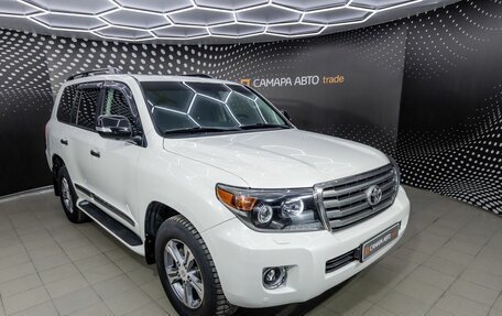 Toyota Land Cruiser 200, 2015 год, 4 095 000 рублей, 3 фотография